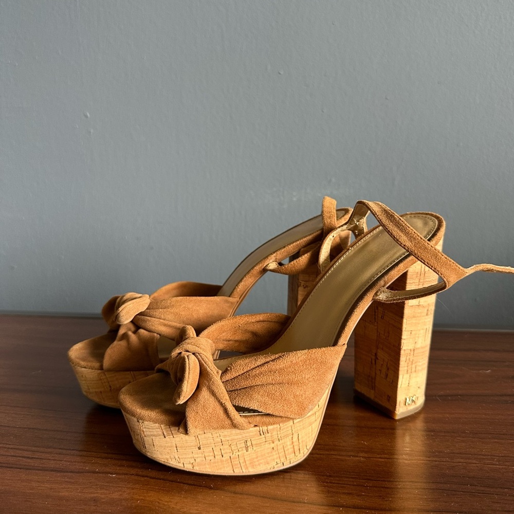 Women's Tan Platform Sandals